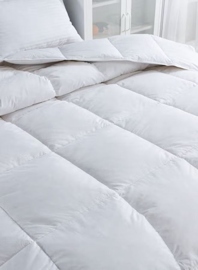 Luxury Duvet – 220×240 cm | All-Season Comfort - Premium Quality