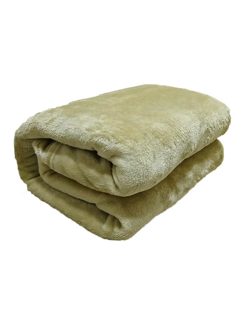 Soft Plush Blanket Collection – Multi-Color Selection